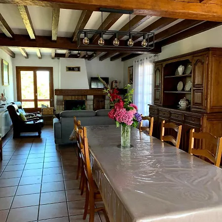 Сasa de vacaciones Location D'une Maison Typique Du Pays Basque *