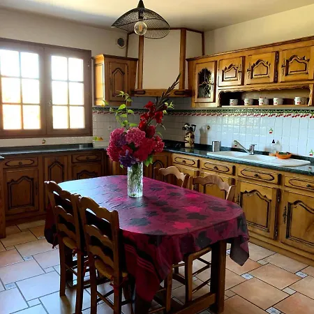 Location D'une Maison Typique Du Pays Basque Сasa de vacaciones *