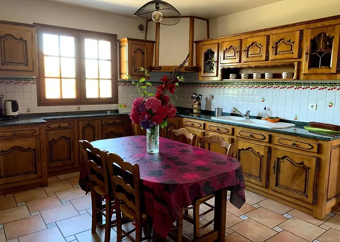 Location D'une Maison Typique Du Pays Basque Дом отдыха *