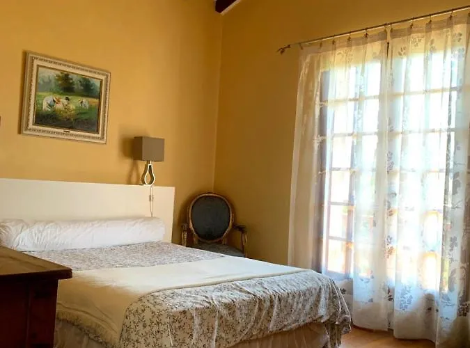 Location D'une Maison Typique Du Pays Basque Caro (Pyrenees-Atlantiques)